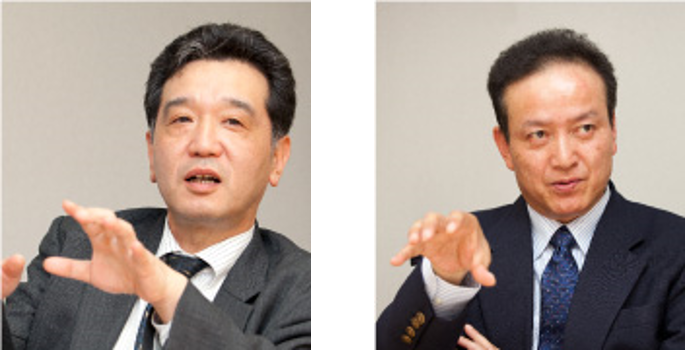 財務部 部長兼情報システム室長 吉田洋憲氏、財務部 主査 若崎広海氏